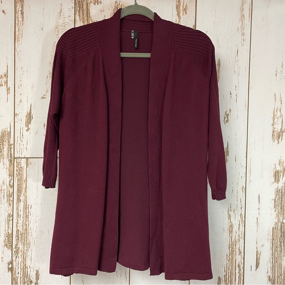 Maurices, Open Front Cardigan, Size Medium. Pretty Maroon. Excellent condition!